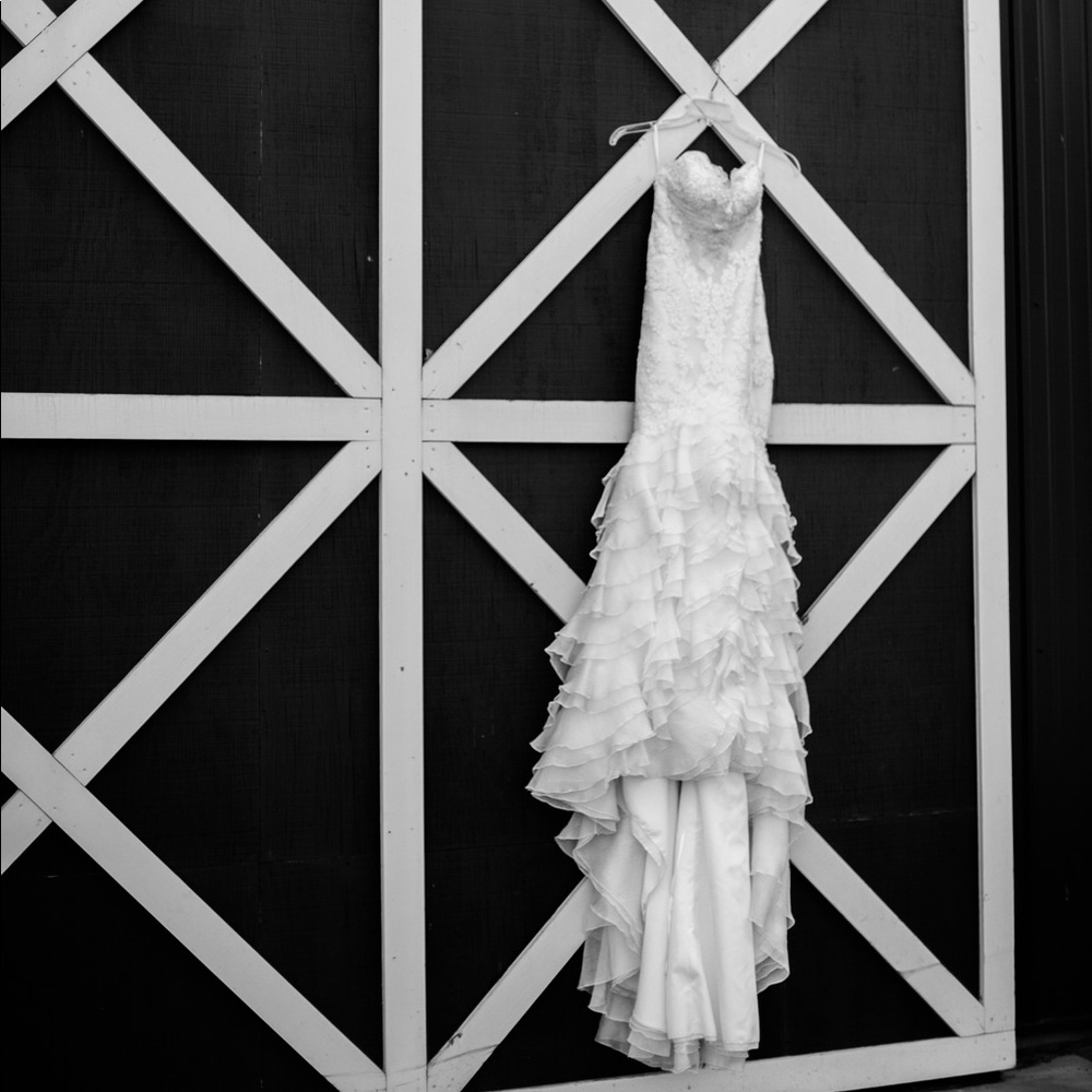 Wedding dress - all over off white lace, size 0-2